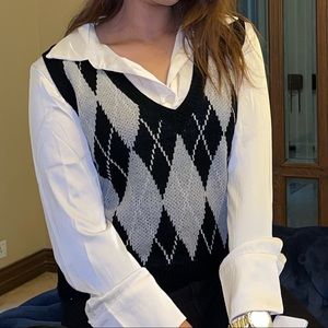 Argyle sweater vest, XL